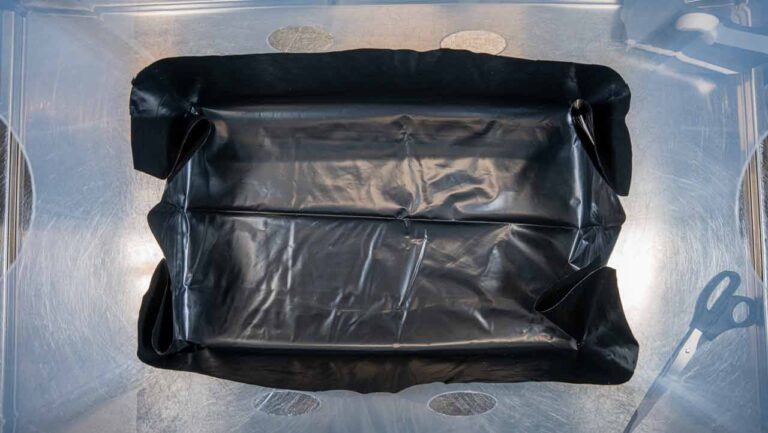 liner posizionato nel monotub vista dall'alto